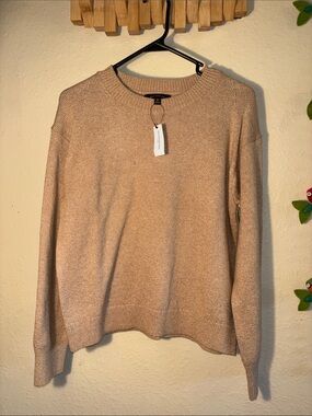 Banana Republic Beige Crew Neck Sweater
